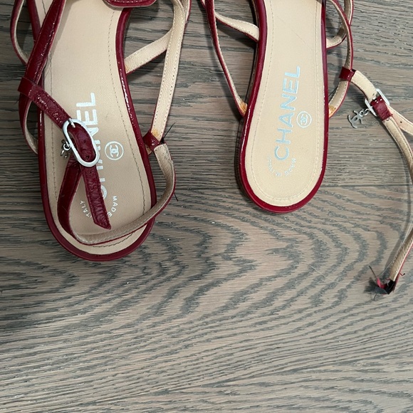 Genuine Channel Red Sandal Flat!' - Picture 8 of 8